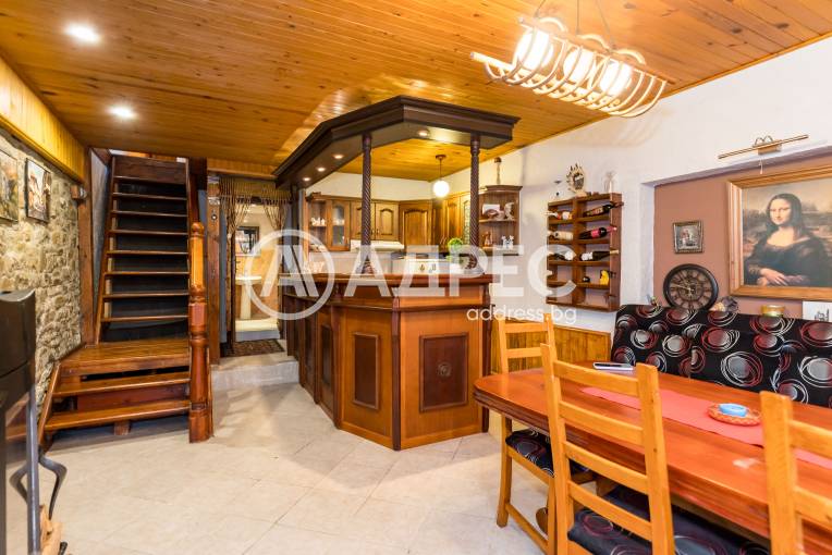 Къща/Вила, Горно трапе, 683427, Снимка 7