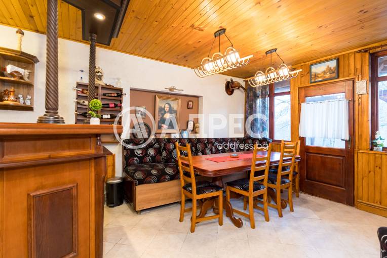 Къща/Вила, Горно трапе, 683427, Снимка 8