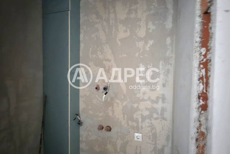 Многостаен апартамент, Варна, к.к. Св.Св. Константин и Елена, 677428, Снимка 10