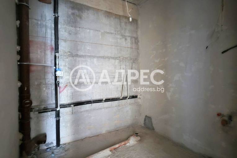 Многостаен апартамент, Варна, к.к. Св.Св. Константин и Елена, 677428, Снимка 11