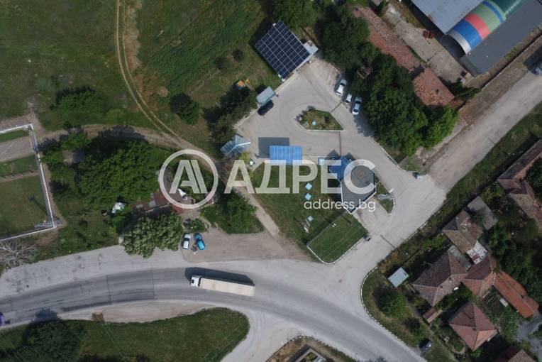 Офис Сграда/Търговски център, Кнежа, 657429, Снимка 1