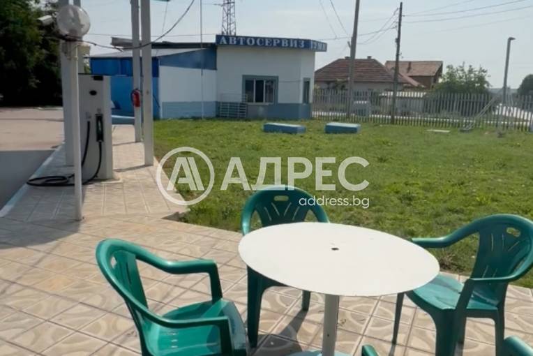 Офис Сграда/Търговски център, Кнежа, 657429, Снимка 8