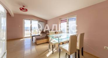 Тристаен апартамент, Варна, к.к. Св.Св. Константин и Елена, 676429, Снимка 12