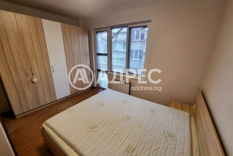 Тристаен апартамент, София, Оборище, 681429, Снимка 6