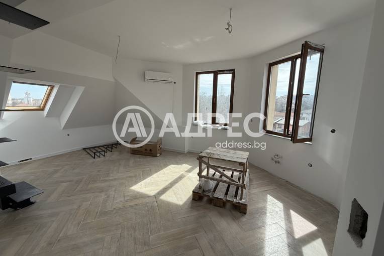 Тристаен апартамент, Хасково, Любен Каравелов, 685430, Снимка 1