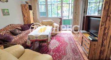 Тристаен апартамент, Варна, Левски, 701430, Снимка 2