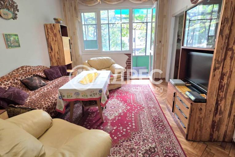 Тристаен апартамент, Варна, Левски, 701430, Снимка 2