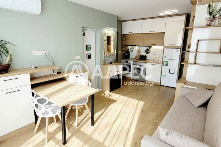 Двустаен апартамент, София, Център, 679431, Снимка 1