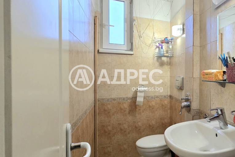 Тристаен апартамент, София, Яворов, 681431, Снимка 5