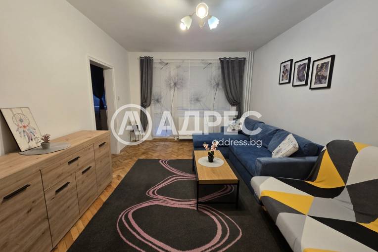 Тристаен апартамент, София, Стрелбище, 682431, Снимка 2