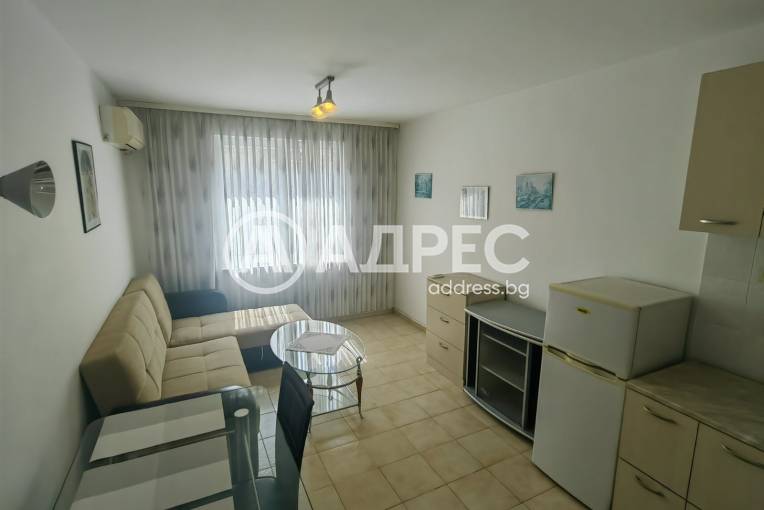 Двустаен апартамент, Варна, Окръжна болница, 691431, Снимка 1