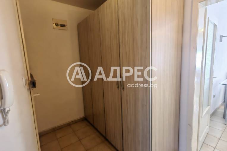 Двустаен апартамент, Варна, Окръжна болница, 691431, Снимка 11