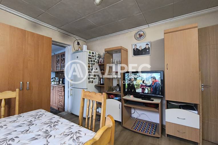 Къща/Вила, Русе, Родина 3, 680432, Снимка 2