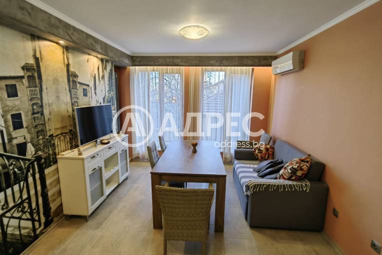 Двустаен апартамент, Варна, Цветен квартал, 683432, Снимка 1