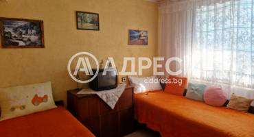 Къща/Вила, Миладиновци, 666436, Снимка 26