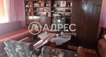 Къща/Вила, Миладиновци, 666436, Снимка 28