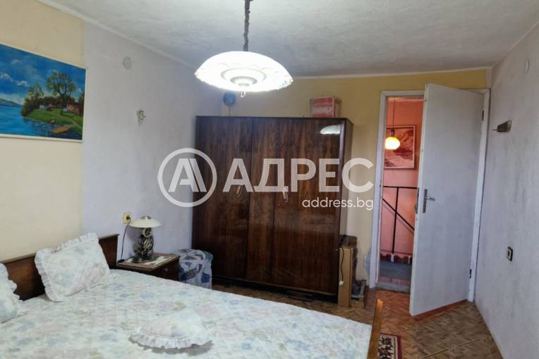 Къща/Вила, Миладиновци, 666436, Снимка 12