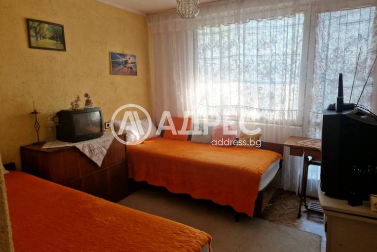 Къща/Вила, Миладиновци, 666436, Снимка 20