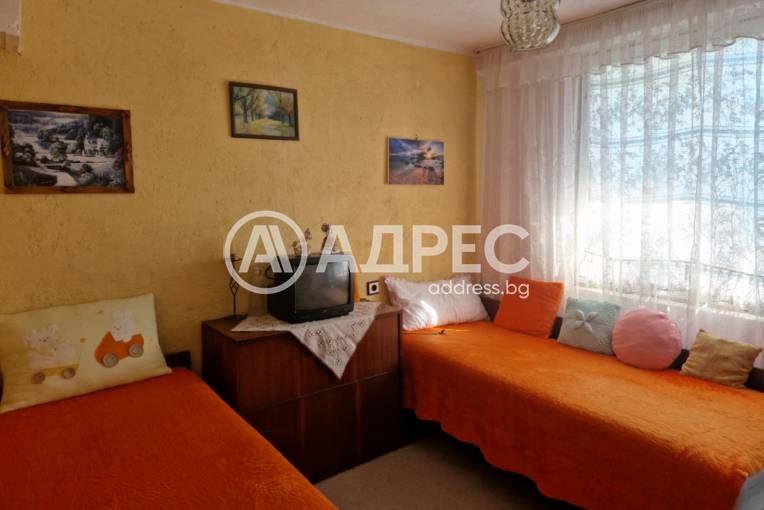 Къща/Вила, Миладиновци, 666436, Снимка 26