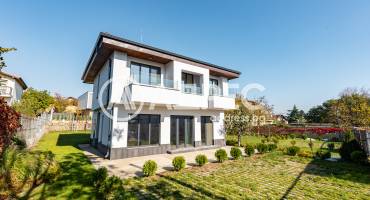 Къща/Вила, Варна, м-ст Траката, 671436, Снимка 1