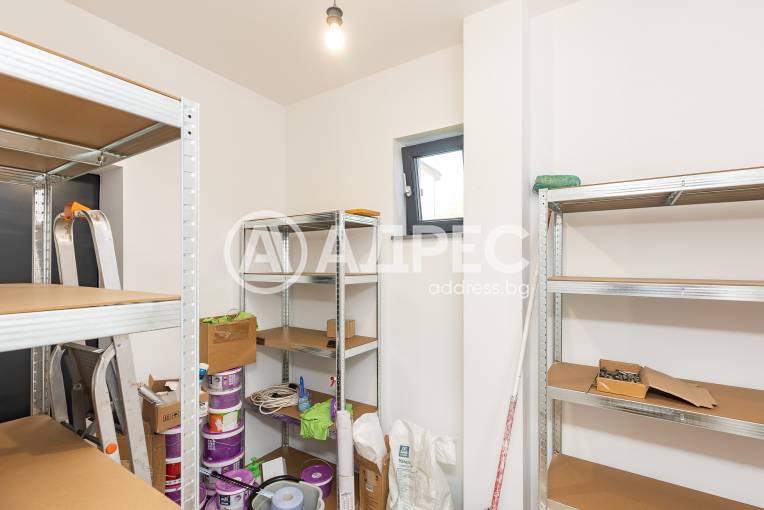 Къща/Вила, Варна, м-ст Свети Никола, 671436, Снимка 13