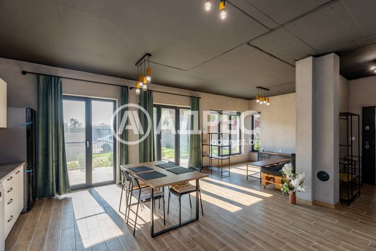 Къща/Вила, Варна, м-ст Свети Никола, 671436, Снимка 7