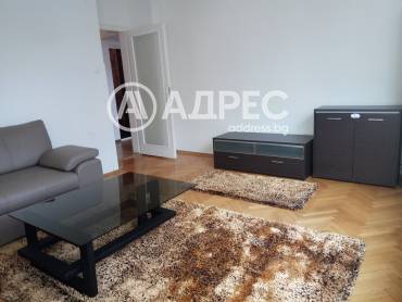 Тристаен апартамент, София, Оборище, 689436, Снимка 1