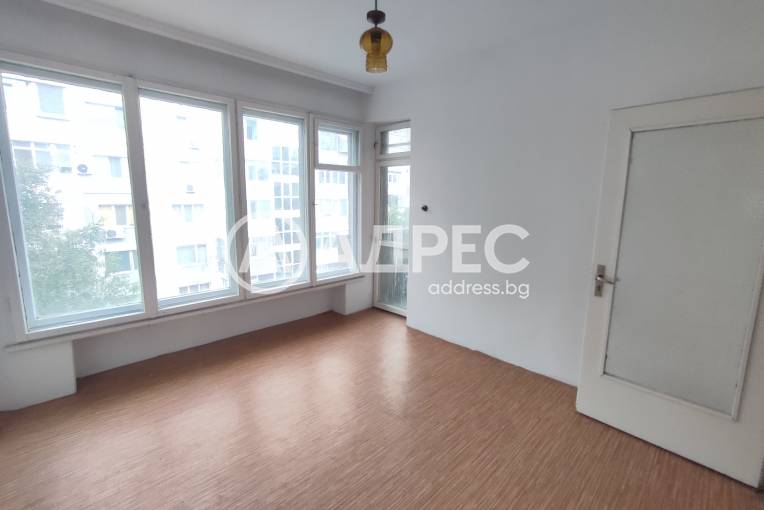 Тристаен апартамент, Варна, Техникумите, 667437, Снимка 10