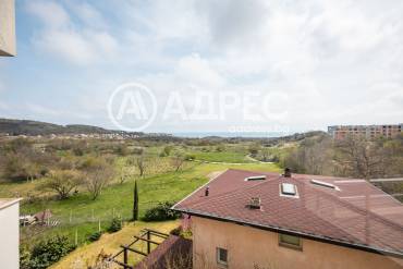 Многостаен апартамент, Варна, Виница, 691437, Снимка 1