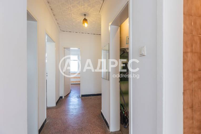 Тристаен апартамент, Варна, Техникумите, 667438, Снимка 19