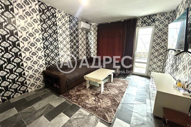 Тристаен апартамент, Враца, Сениче, 671439, Снимка 1