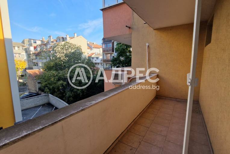 Двустаен апартамент, Варна, Погребите, 691439, Снимка 2