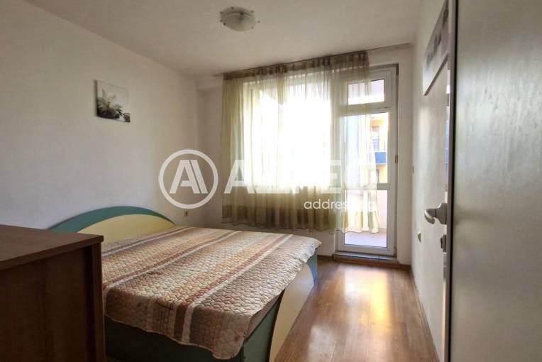 Двустаен апартамент, Варна, Погребите, 691439, Снимка 3