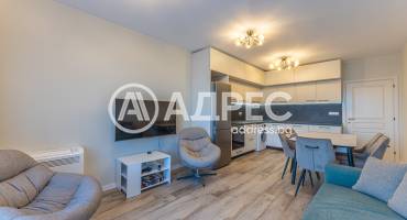 Тристаен апартамент, Варна, к.к. Св.Св. Константин и Елена, 686440, Снимка 1