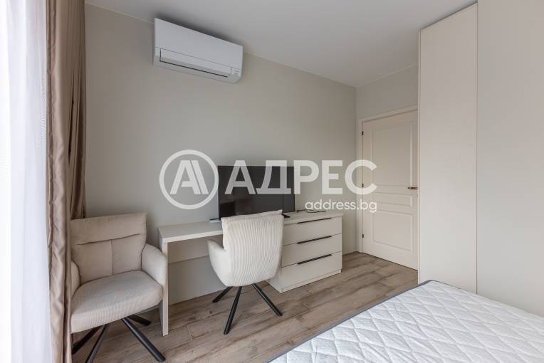 Тристаен апартамент, Варна, к.к. Св.Св. Константин и Елена, 686440, Снимка 11