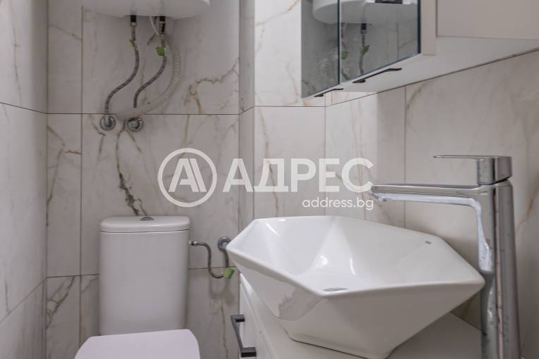 Тристаен апартамент, Варна, к.к. Св.Св. Константин и Елена, 686440, Снимка 13