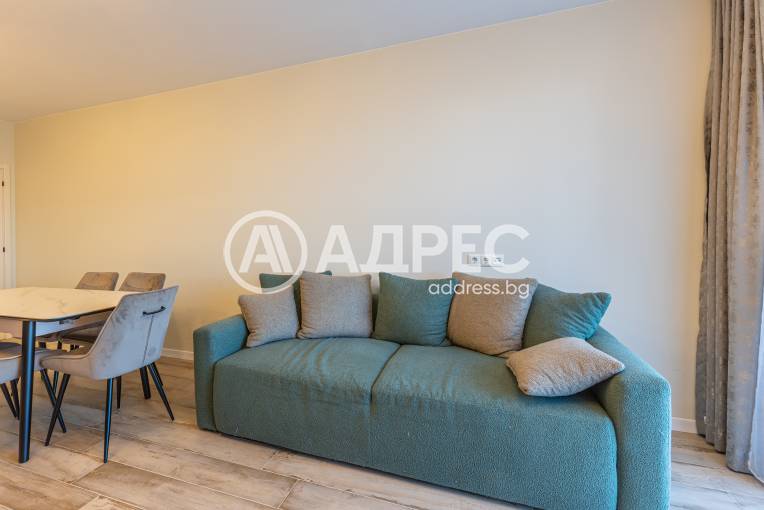 Тристаен апартамент, Варна, к.к. Св.Св. Константин и Елена, 686440, Снимка 17