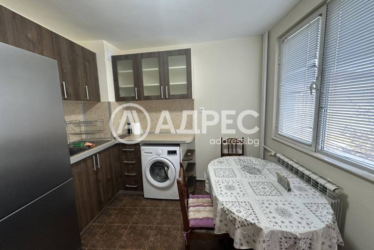 Двустаен апартамент, Плевен, Идеален център, 678441, Снимка 2