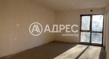 Тристаен апартамент, Шумен, Добруджански, 679441, Снимка 1