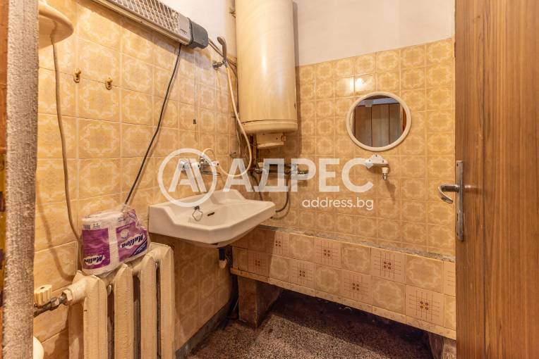 Многостаен апартамент, Аксаково, Център, 696441, Снимка 13