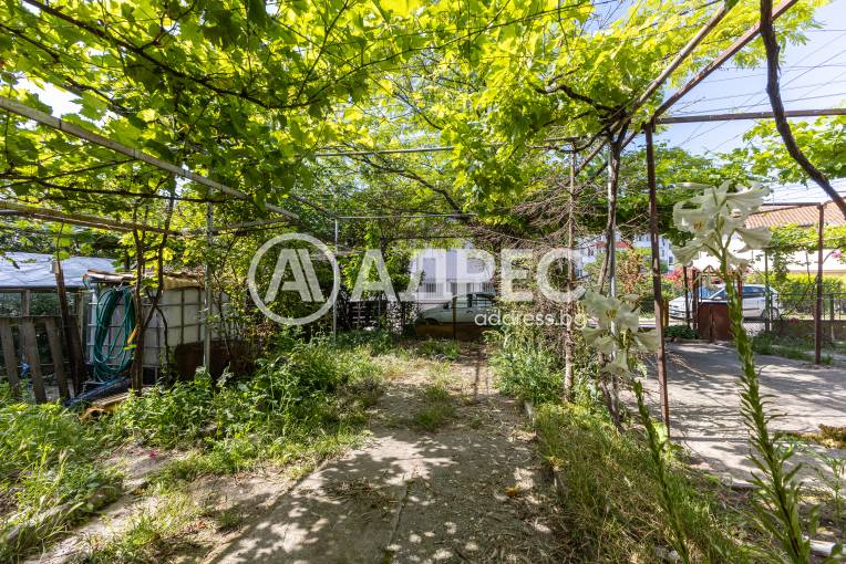Многостаен апартамент, Аксаково, Център, 696441, Снимка 26