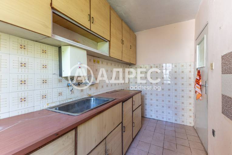 Многостаен апартамент, Аксаково, Център, 696441, Снимка 8