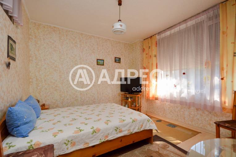 Двустаен апартамент, Бургас, Братя Миладинови, 700441, Снимка 2