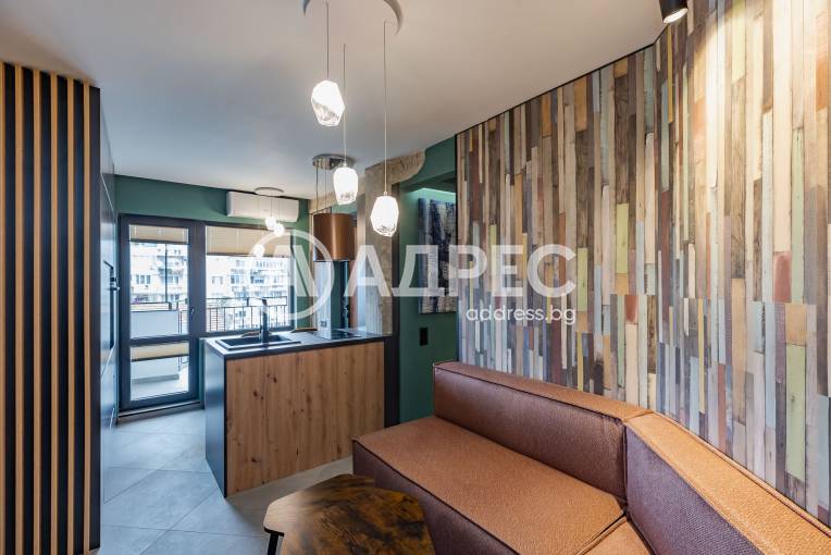 Двустаен апартамент, Варна, Център, 684442, Снимка 1