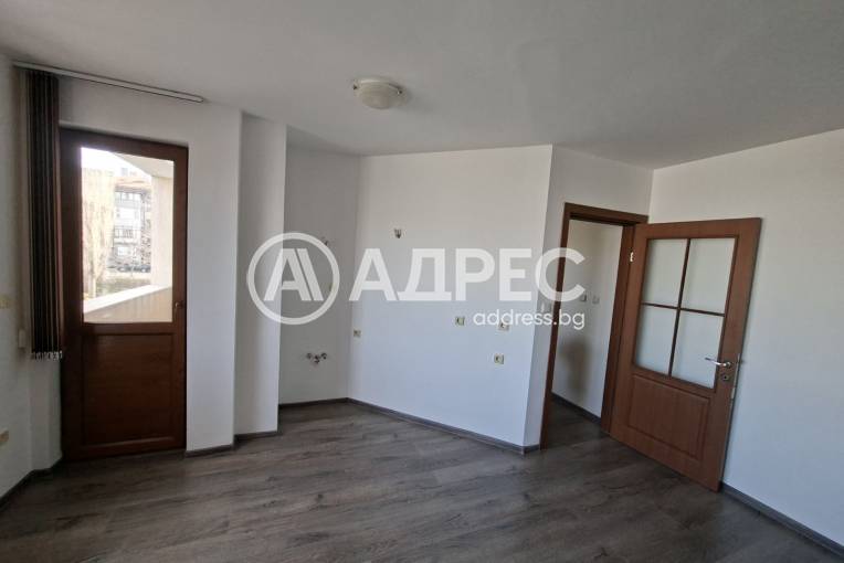 Двустаен апартамент, Хасково, Център, 687442, Снимка 1