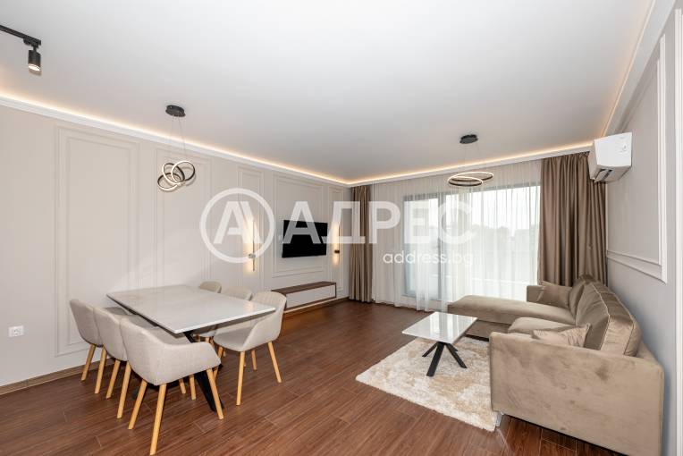 Тристаен апартамент, Пловдив, Остромила, 701443, Снимка 1