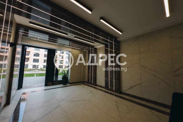 Двустаен апартамент, Пловдив, Остромила, 646444, Снимка 2