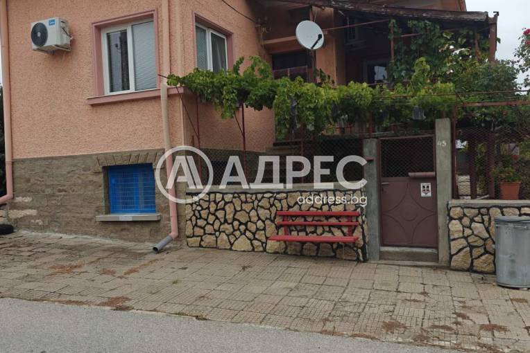Къща/Вила, Старо село, 670444, Снимка 1