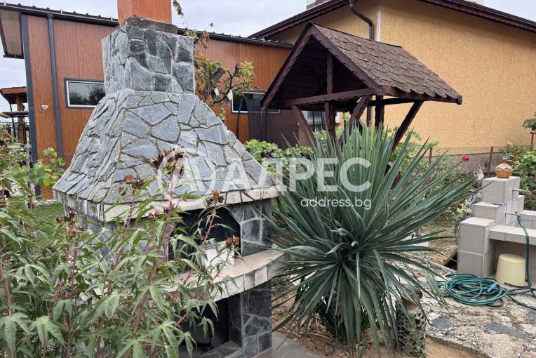 Къща/Вила, Старо село, 670444, Снимка 2