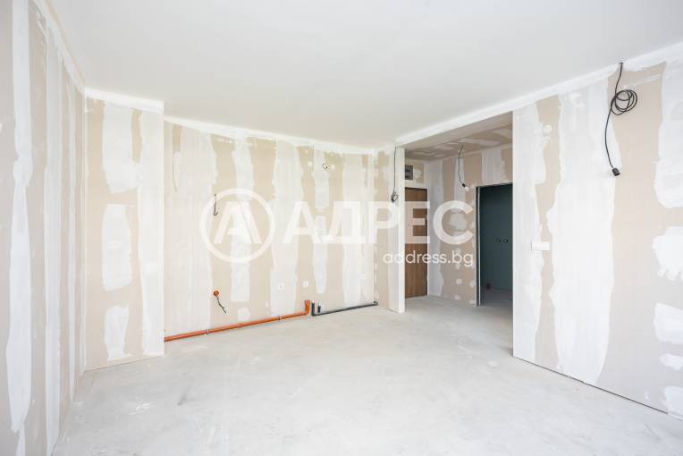 Двустаен апартамент, Варна, Гранд Мол Варна, 677444, Снимка 3